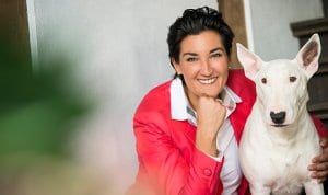 Daniela Ben Said mit Hund Fine