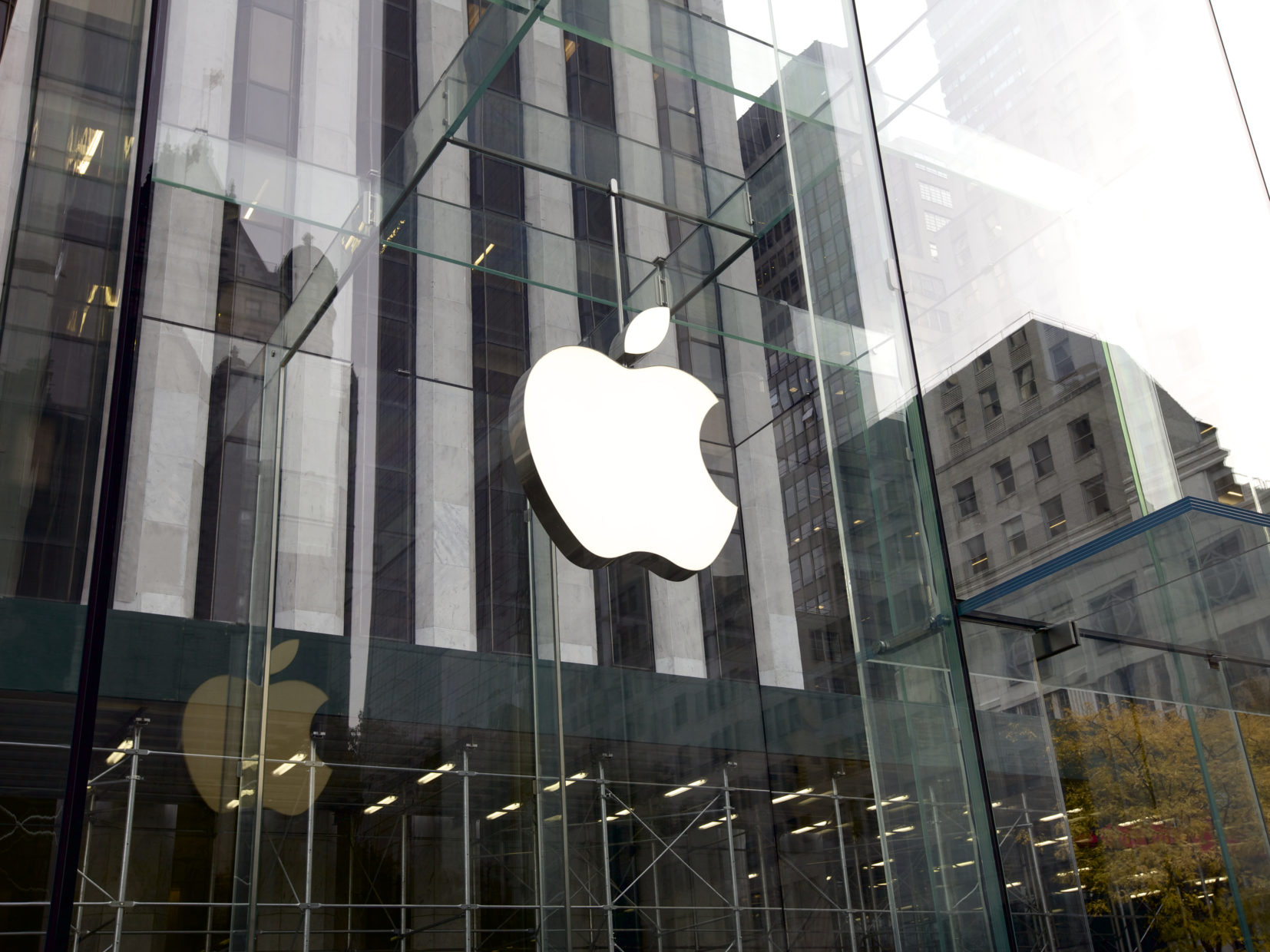 Apple: Mehr als 100 Milliarden US-Dollar Umsatz in einem Quartal