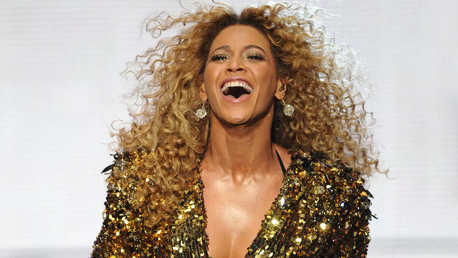 Who runs the pop world? Beyoncé!