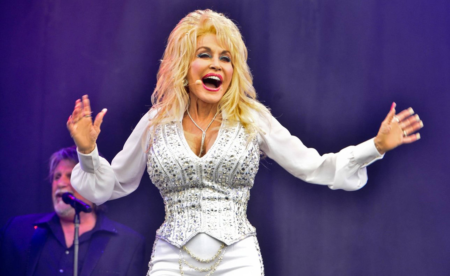 Dolly Parton erhält Ehren-Oscar – auch Tom Cruise wird ausgezeichnet