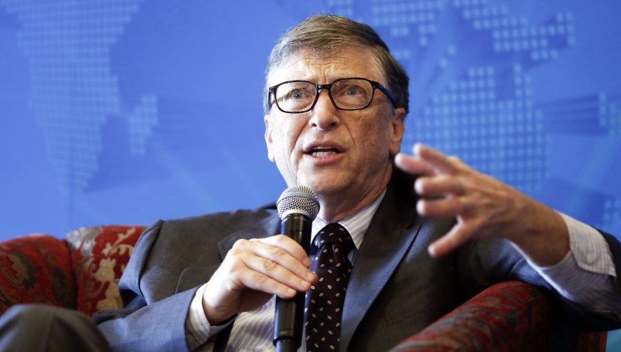 Bill Gates, co-founder of Microsoft and co-chair of the Bill & Melinda Gates Foundation, speaks at a breakfast meeting with the theme "Dialogue: Technology & Innovation for a Sustainable Future" during the Boao Forum For Asia Annual Conference 2015 in Qionghai city, south Chinas Hainan province, 29 March 2015.

Robin Li, Chairman and CEO of Baidu, hosted a breakfast meeting with the theme of "Dialogue: Technology & Innovation for a Sustainable Future" during the 2015 Boao Forum for Asia (BFA) in Boao, south China's Hainan province, 29 March 2015. Co-chair of the Bill & Melinda Gates Foundation Bill Gates and CEO of Tesla Motors Elon Musk attended the meeting. They discussed the significance of innovation for a sustainable future at the meeting. "Speaking of the risk of AI, I'm not saying it is beyond human imagination. For example, the arms, the release of energy is a very easy process, but it is difficult to control ... we should promote the safety of artificial intelligence, because it may be good, maybe bad and even bring disaster, so security is required and necessary," Musk said. Musk claims that he is not opposed to the development of AI. "I think we should be particularly careful; it may take more time to develop AI. Our direction is right, but we cannot rush, we'd better not enter into an unknown field," he added. Gates agreed with Musk. "Elon has invested in the development of AI, which is very good," he said. When answering a question about the future prospects of unmanned technology utilized in auto industry by Li, Musk said he believes that driverless cars need a big industrial base, which is required for the development of the automotive industry over a long period of time.