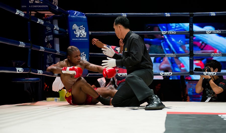 thai boxer knocked out